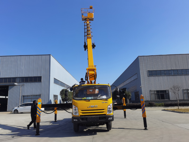 江鈴國六32米高空作業(yè)車
