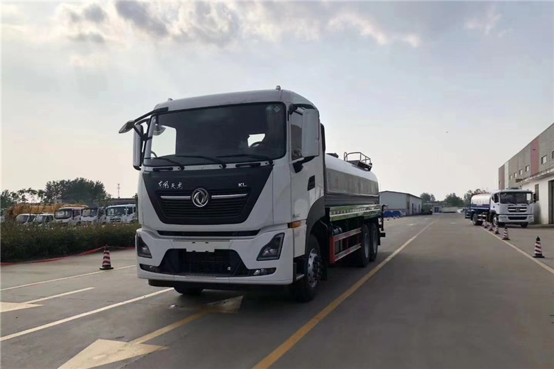 東風(fēng)天龍后八輪20噸噴霧車，國六綠化噴灑車