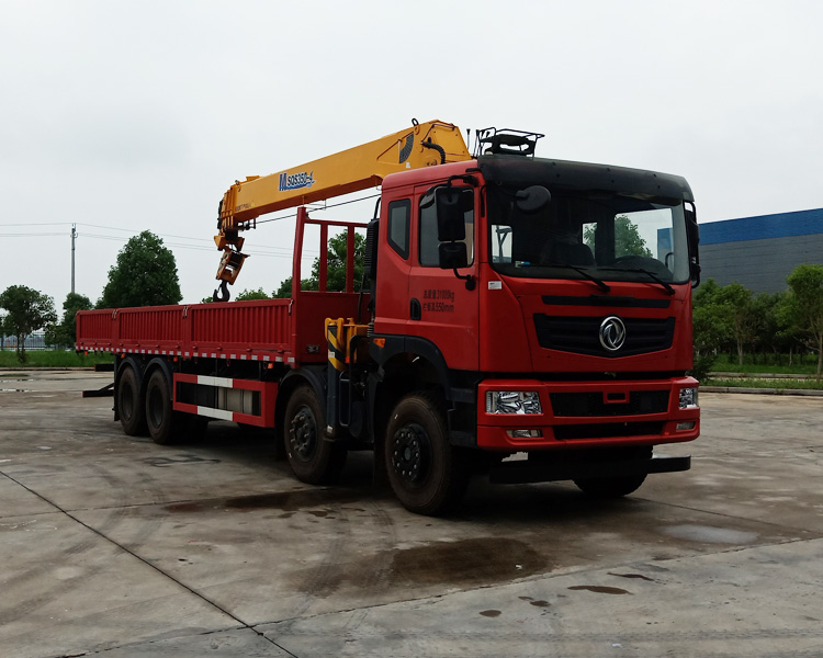 程力威牌CLW5315JSQ6SZ型隨車起重運(yùn)輸車