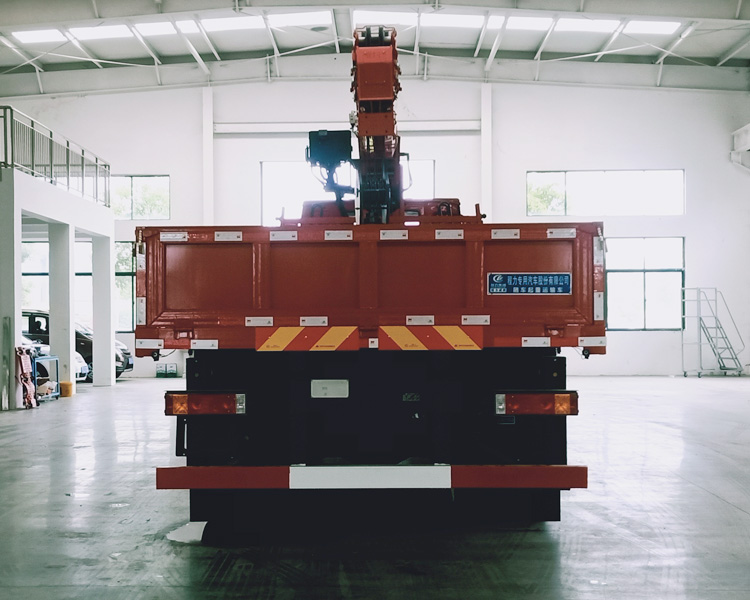 程力威牌CLW5310JSQSDP型隨車起重運(yùn)輸車