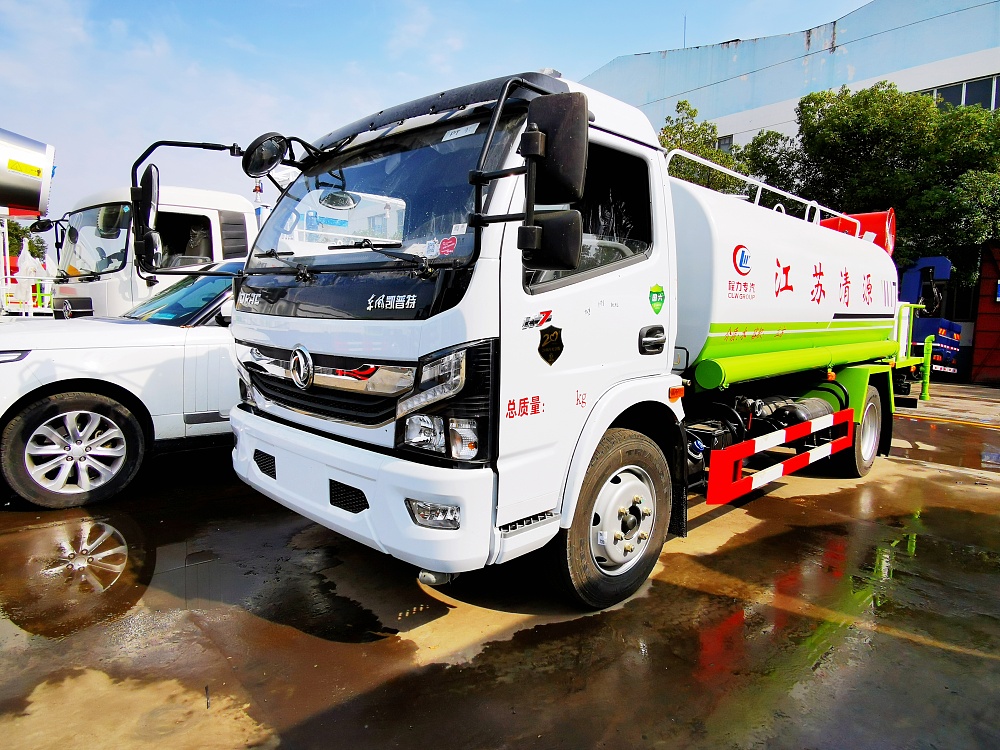 灑水車(chē)/抑塵車(chē)